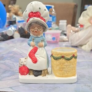 Jasco 1978 Granny At Work Vintage Figurine